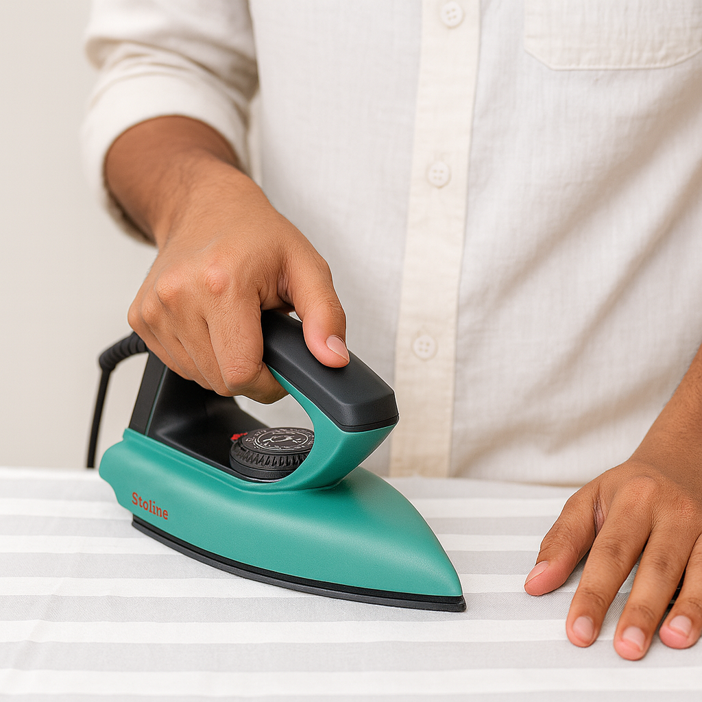 Skyline Dry Iron 750W Lightweight with Non-Stick Soleplate