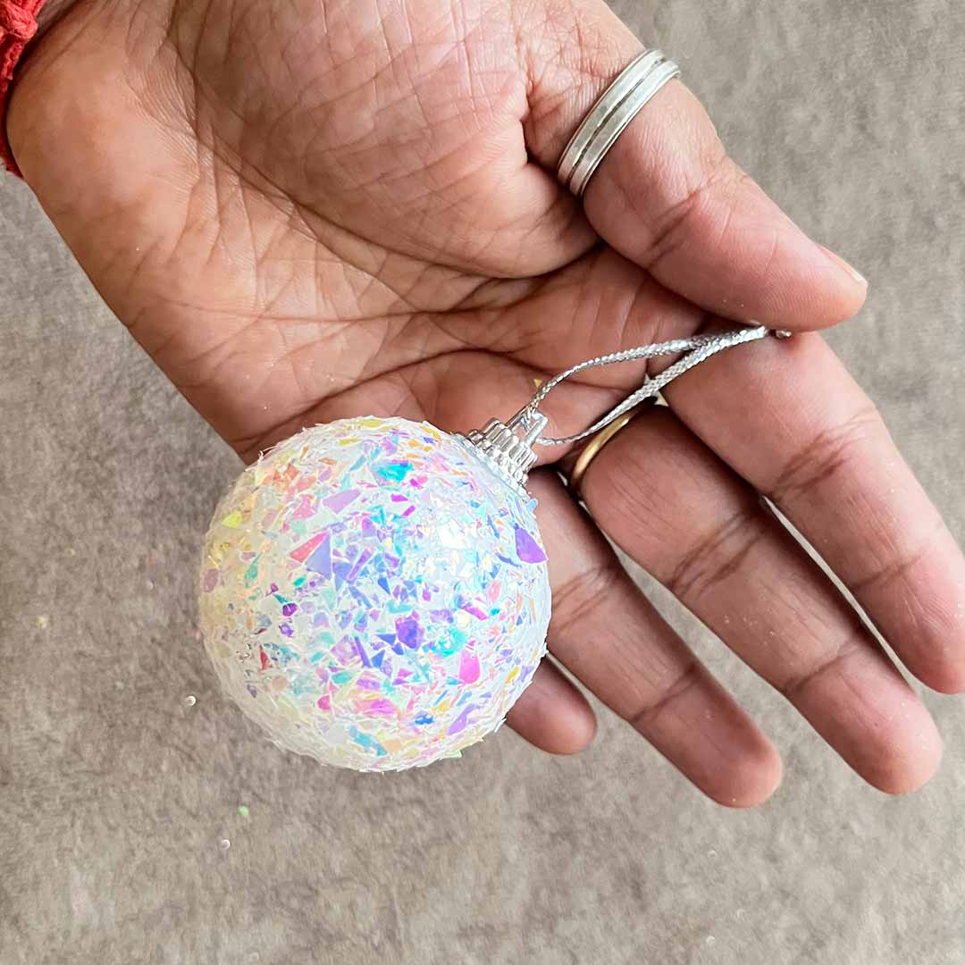 DIGISMART Christmas Crystal Balls