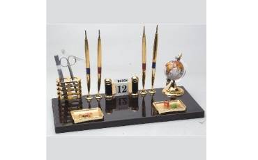 Kebica Decorative Pen Stand